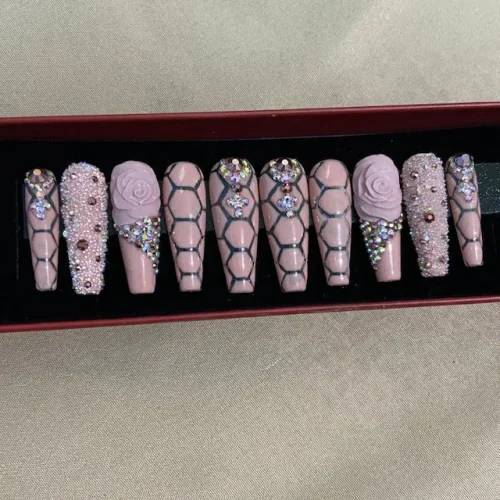 Roses and Honeycombs Press on Nails with Rhinestones photo review