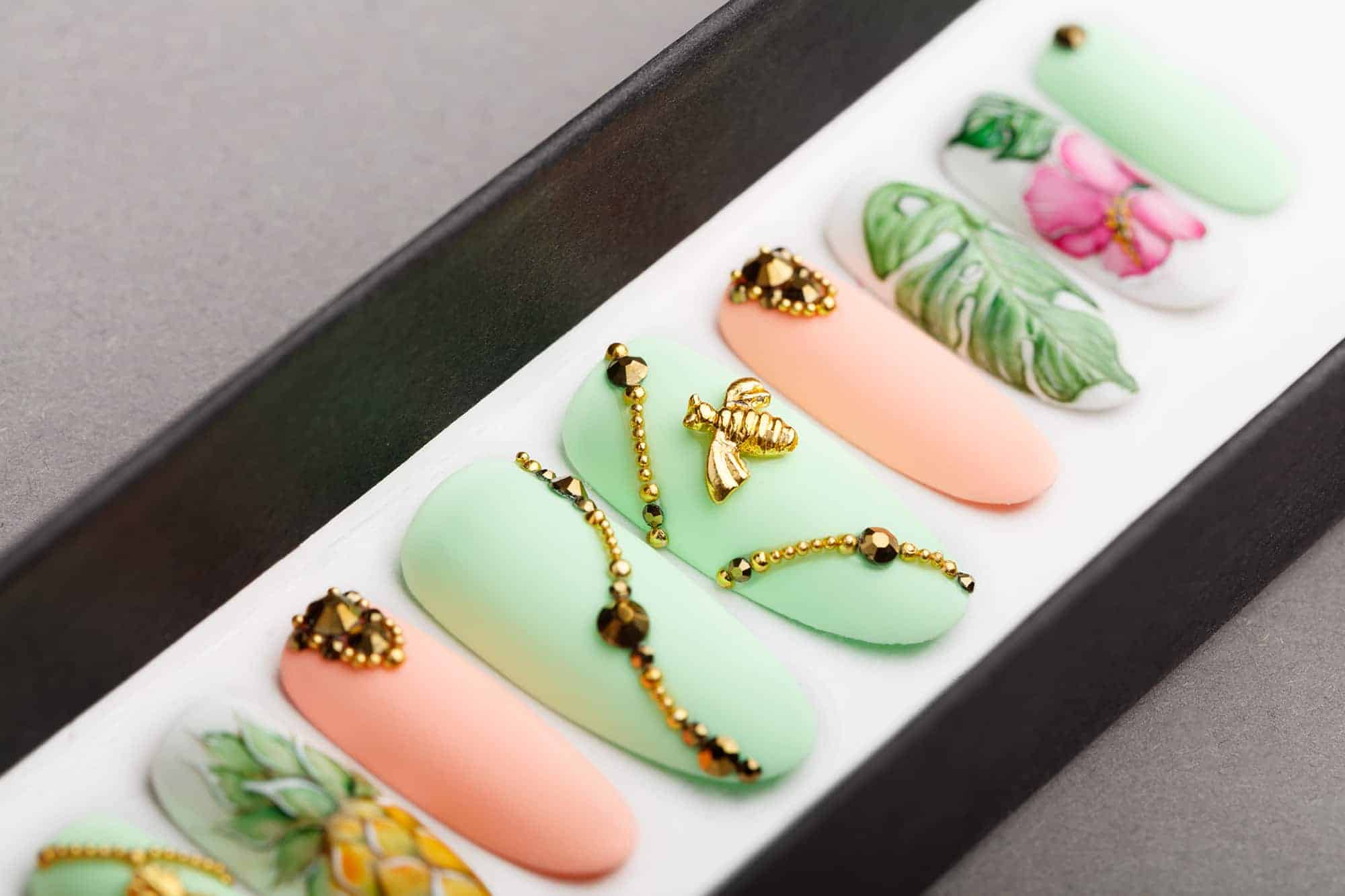 Pineapple, Bee and Tropics Press on Nails with Swarovski Crystals | Fake Nails | False Nails | Glue On Nails | Disney | Hand painted
