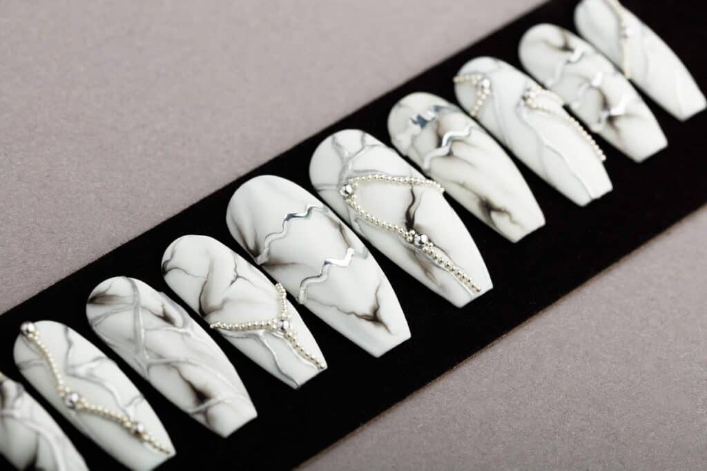 White Marble Press on Nails | Lilium Nails