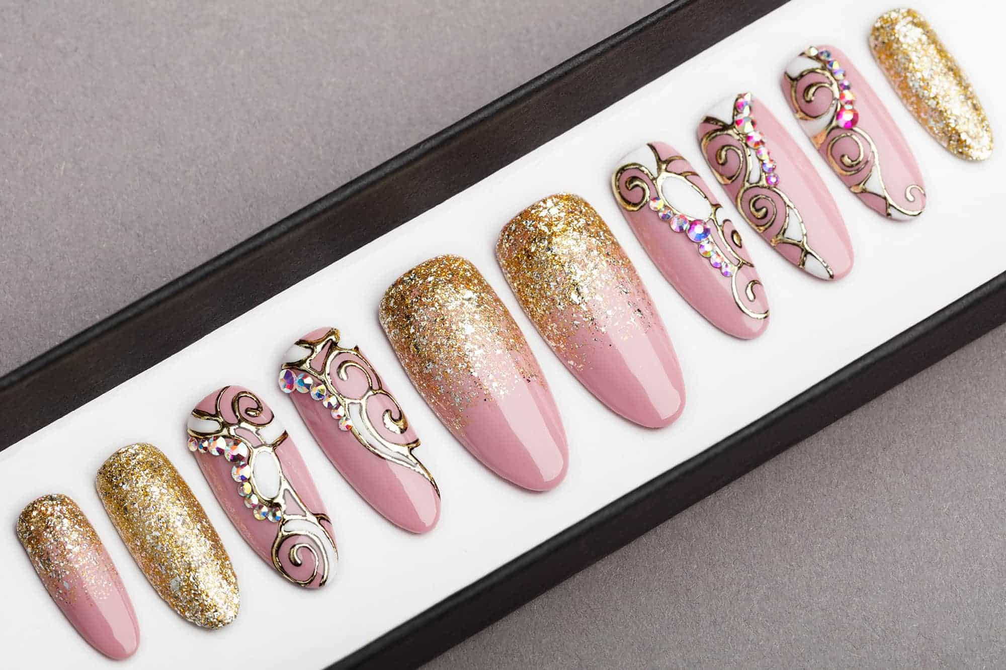 Pink and Gold Press on Nails with Swarovski | Fake Nails | False Nails | Golden tracery | Handpainted Nail Art | Glitters
