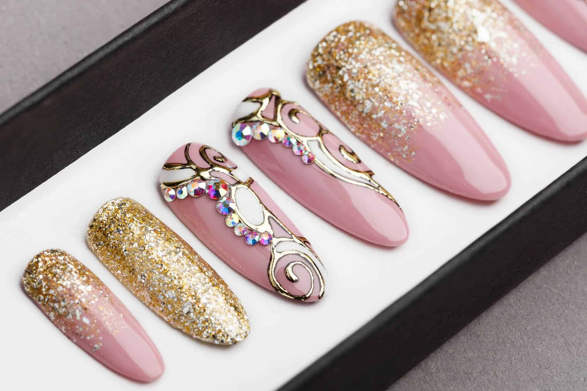 Pink and Gold Press on Nails with Swarovski | Fake Nails | False Nails | Golden tracery | Handpainted Nail Art | Glitters